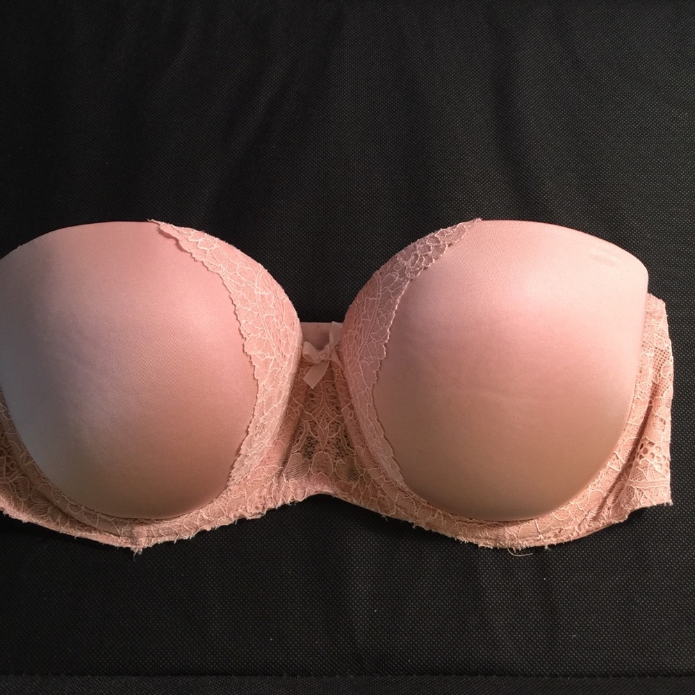 Victoria secret 32DD pink lace bra